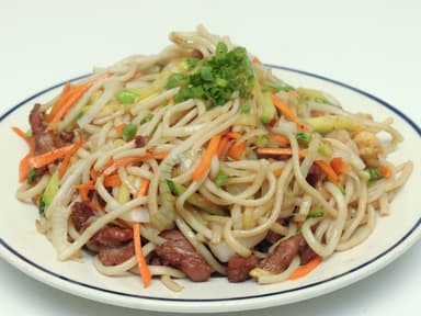 Yakiudon Mixto