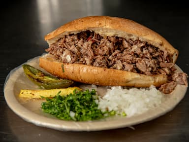 Lonche de Suadero