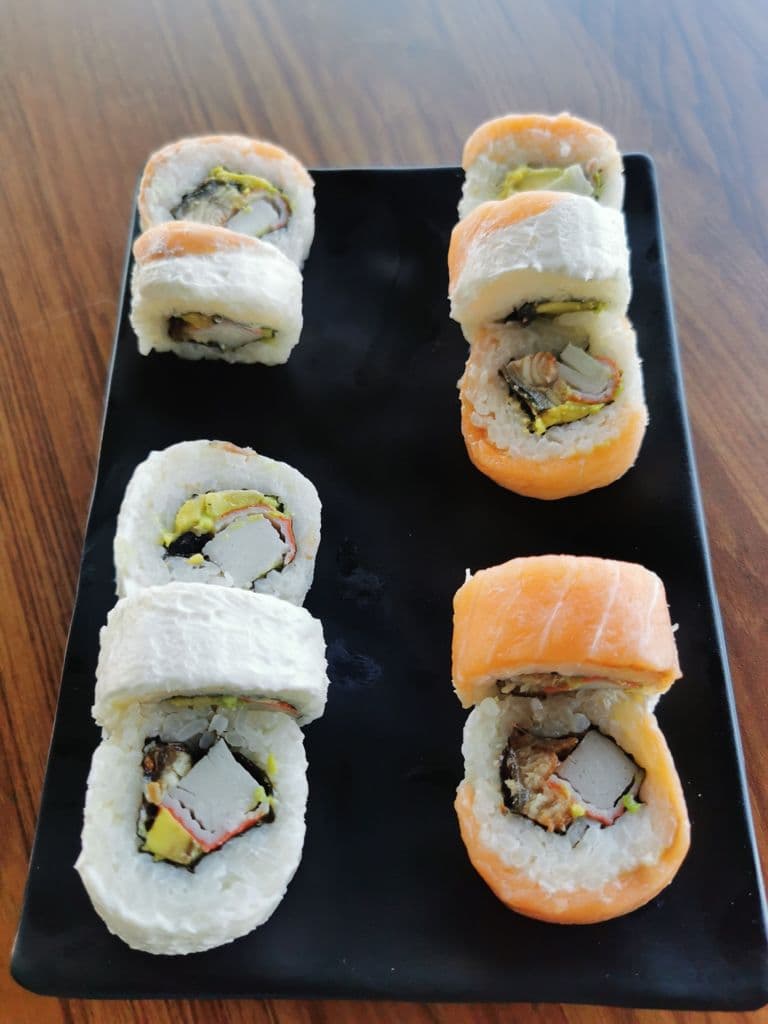 Salmón Roll