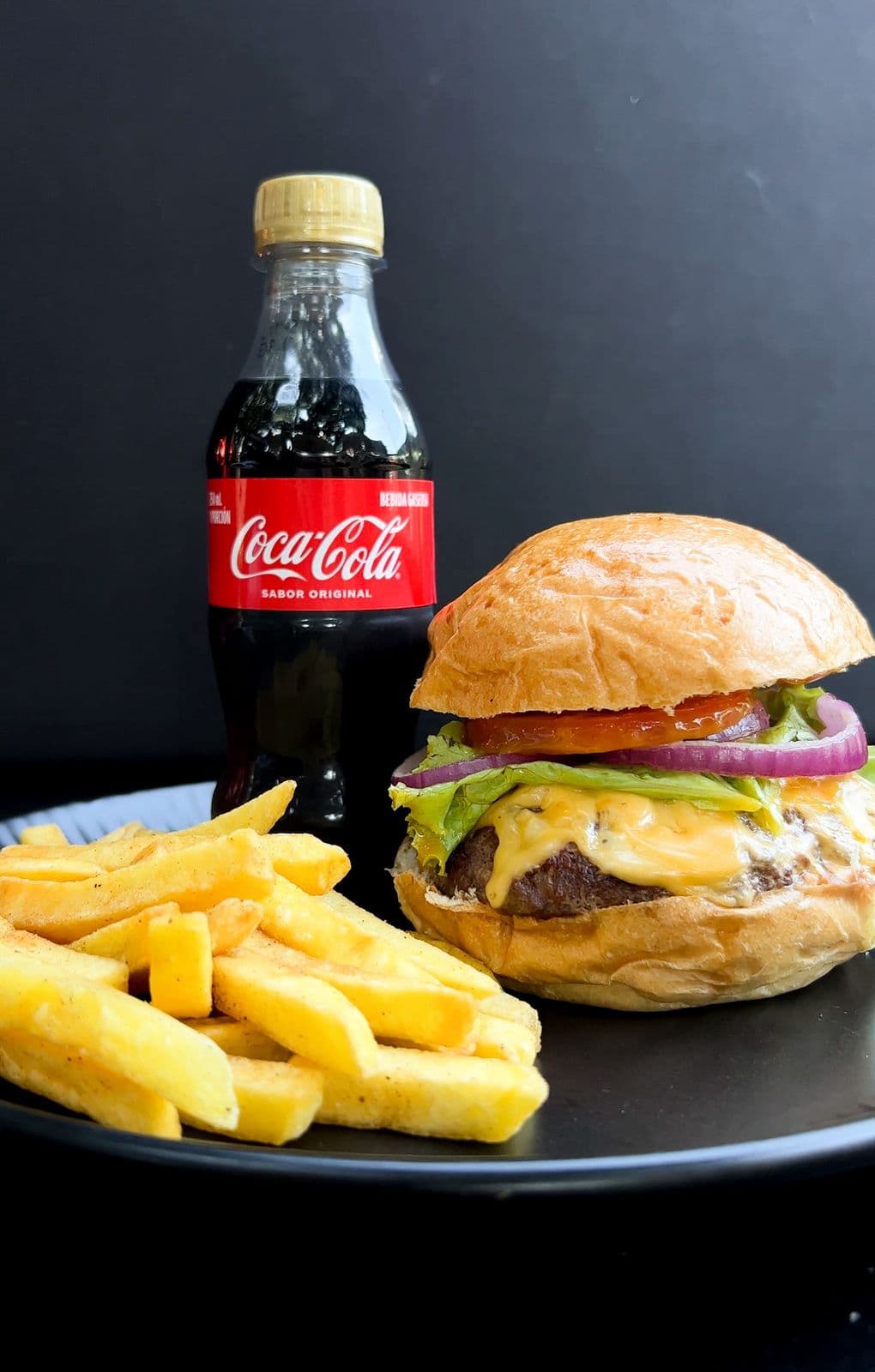 Combo la Clasica + Papas + Cocacola 400ml
