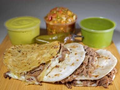 COMBO Quesicarnes de Maíz + Refresco