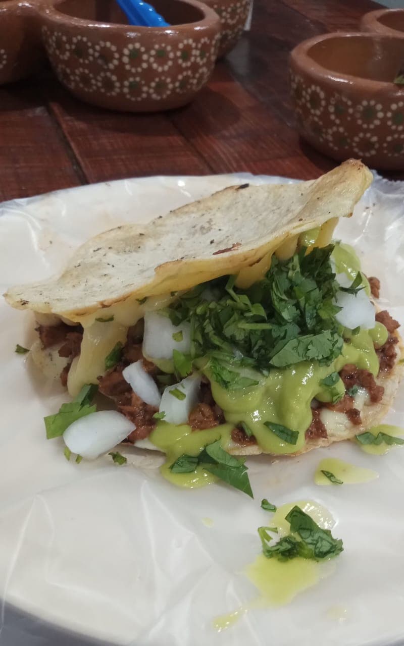 Combo 3 tacos al pastor + 1 agua del día