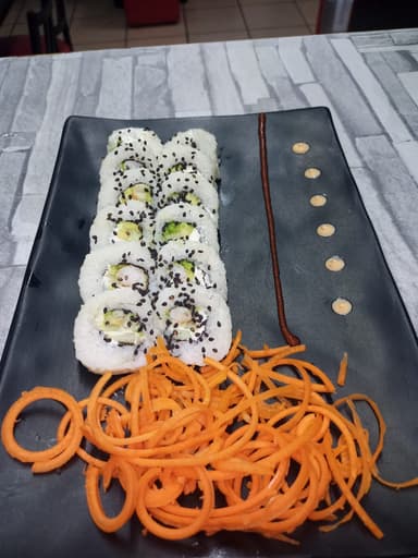 California Maky Roll