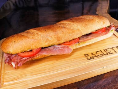 Baguette Jamón Serrano