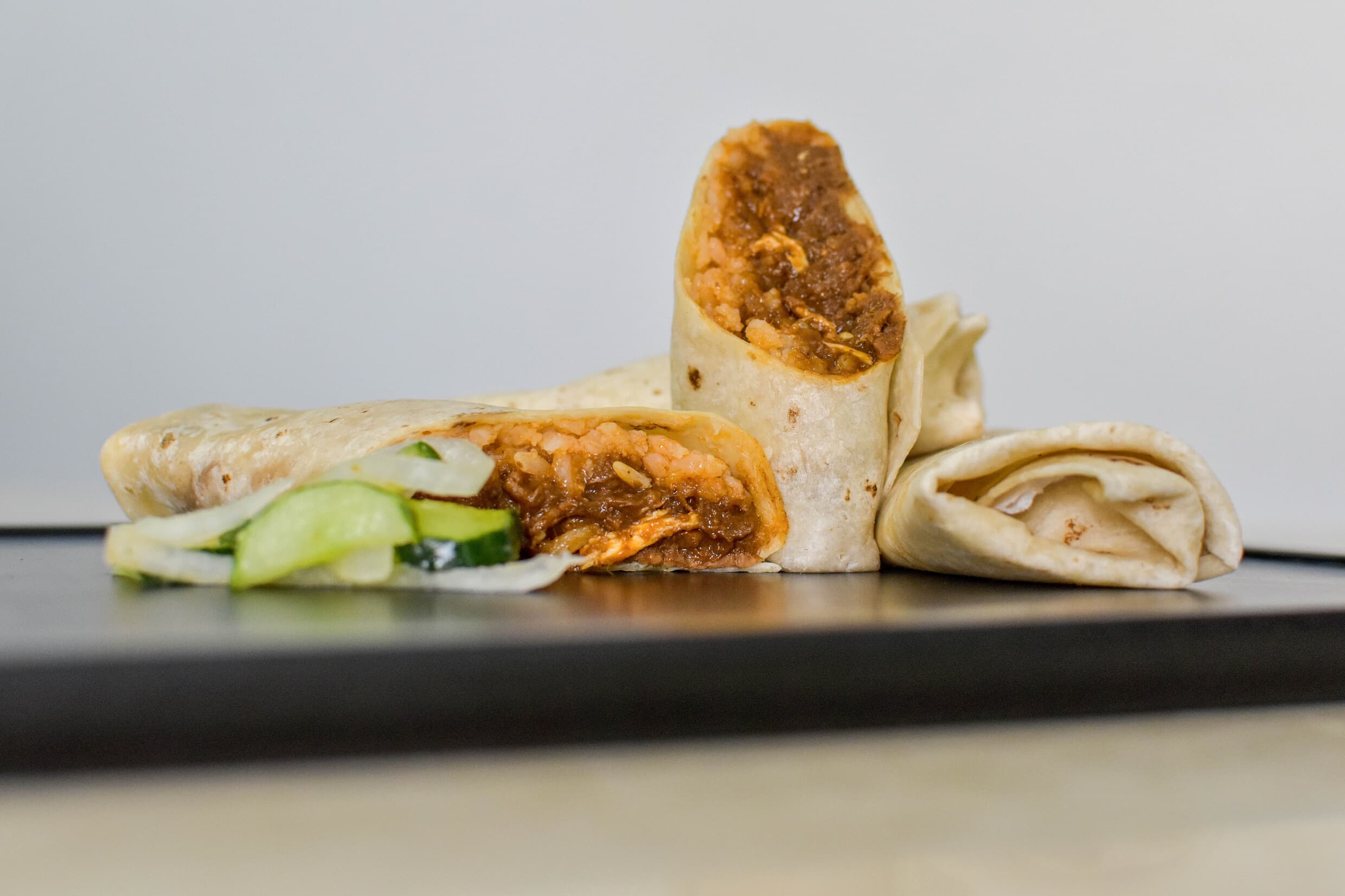 Burrito de Mole de Pollo con Arroz