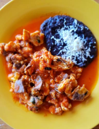 Huevos Aporreadillos