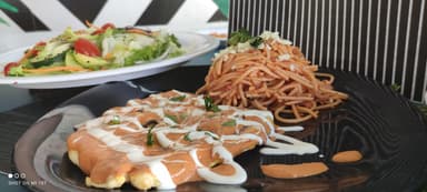 POLLO EN DELICIOSA CREMA DE CHIPOTLE