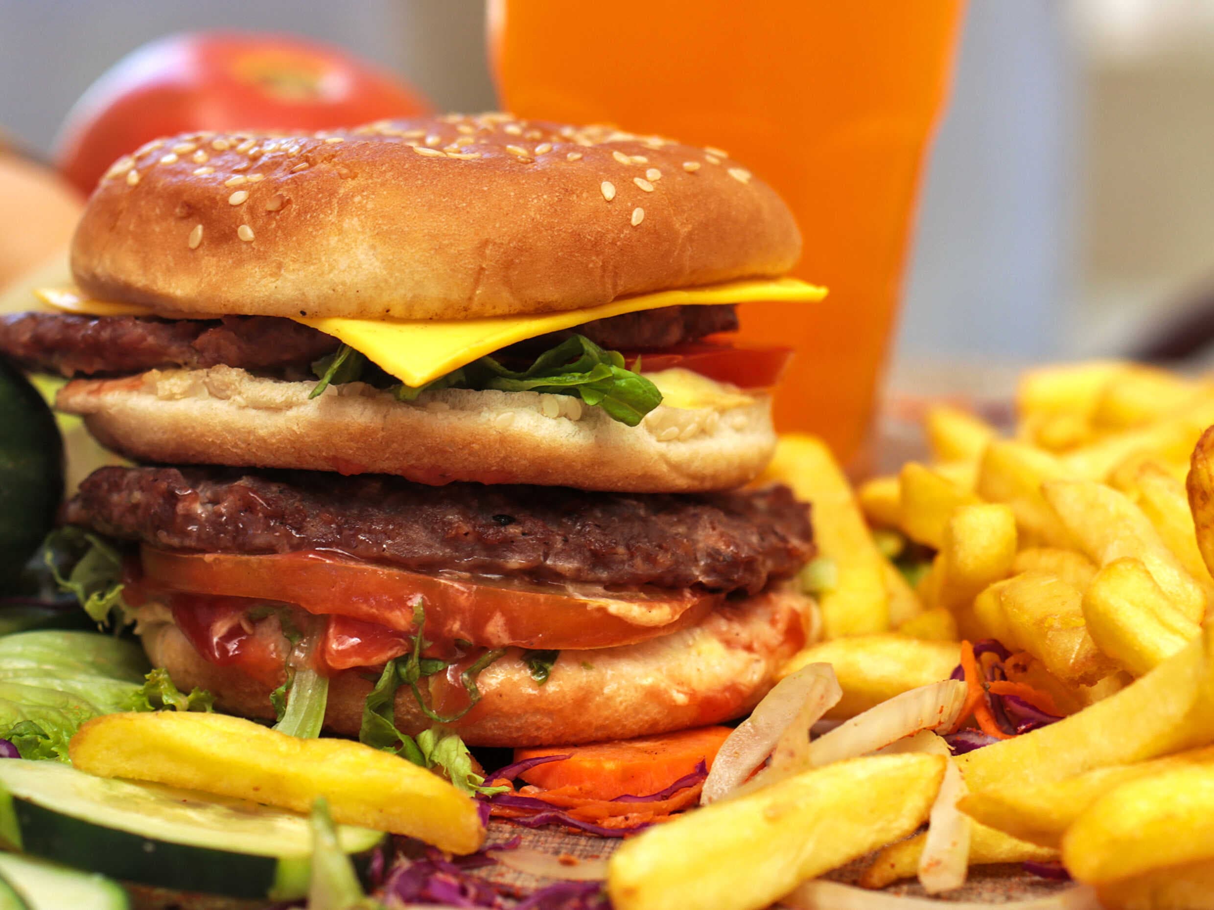 Combo Hamburguesa Doble 🍔🥤🍟
