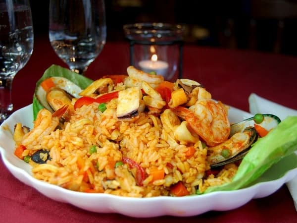 30--Arroz Frito Mar y Tierra