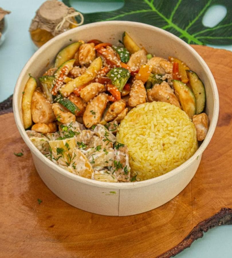 Bowl Japonés + Bebida del Día