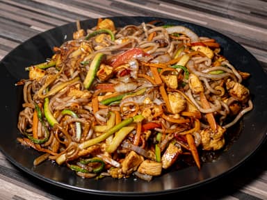 Yakiudon Pollo