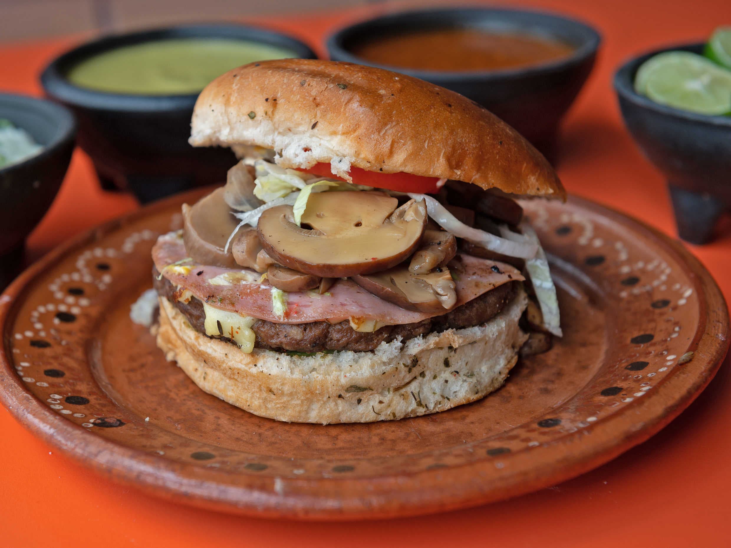 Hamburguesa con Champiñones