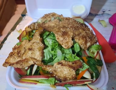 Ensalada Verde con Milanesa de Pollo