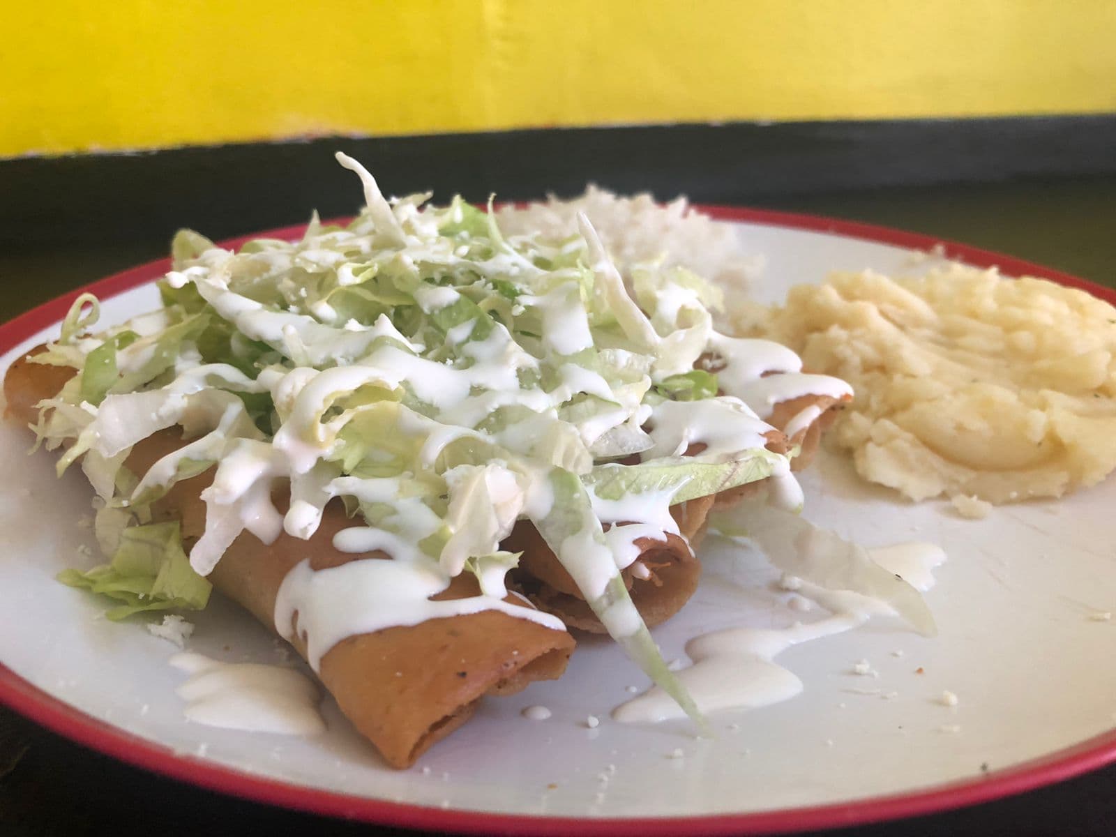 Tacos Dorados.