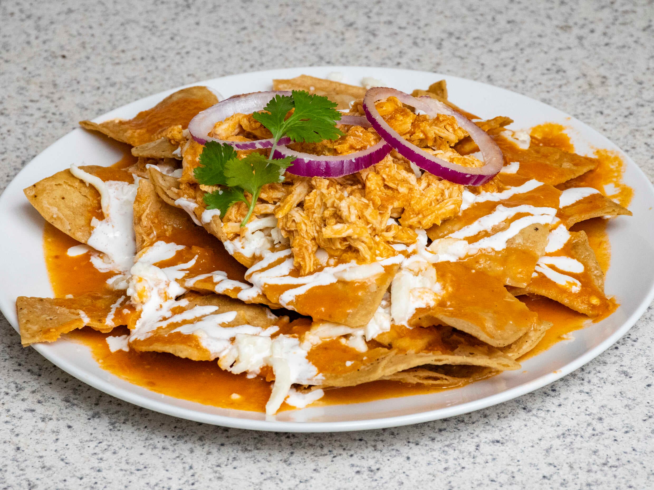 Chilaquiles con Pollo