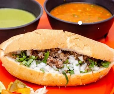 Tortas Barbacoa de Res