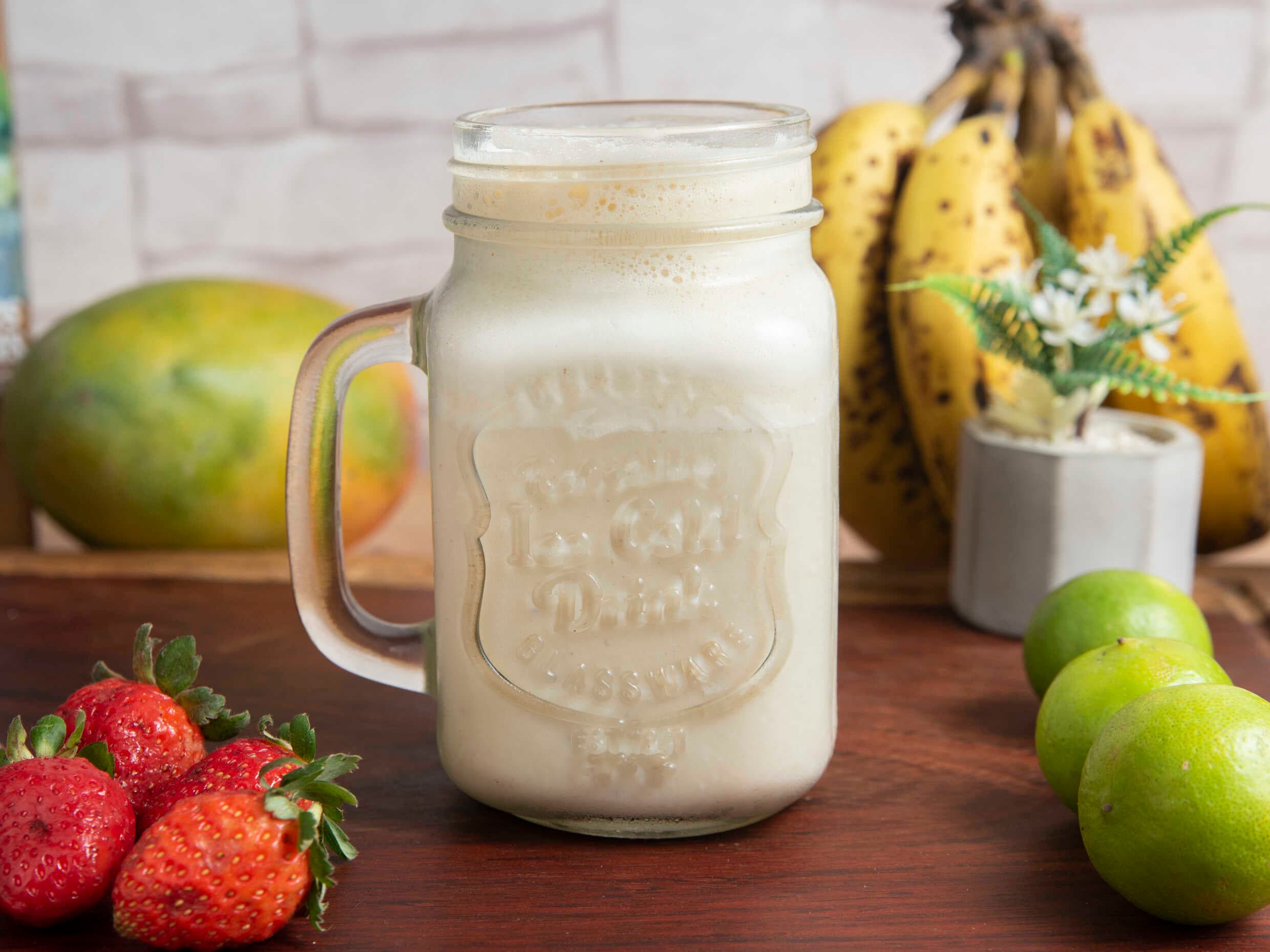 Jugo de Plátano con Leche 16 Oz