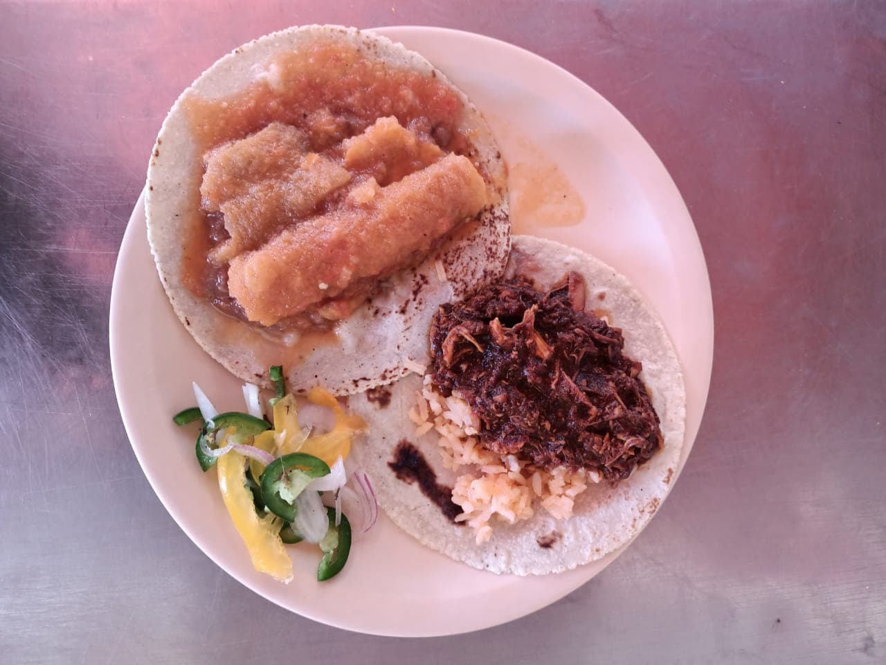 Tacos con Deliciosos Guisados