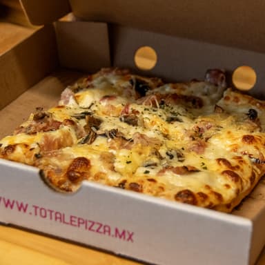 Pizza Piggy Sue Chica