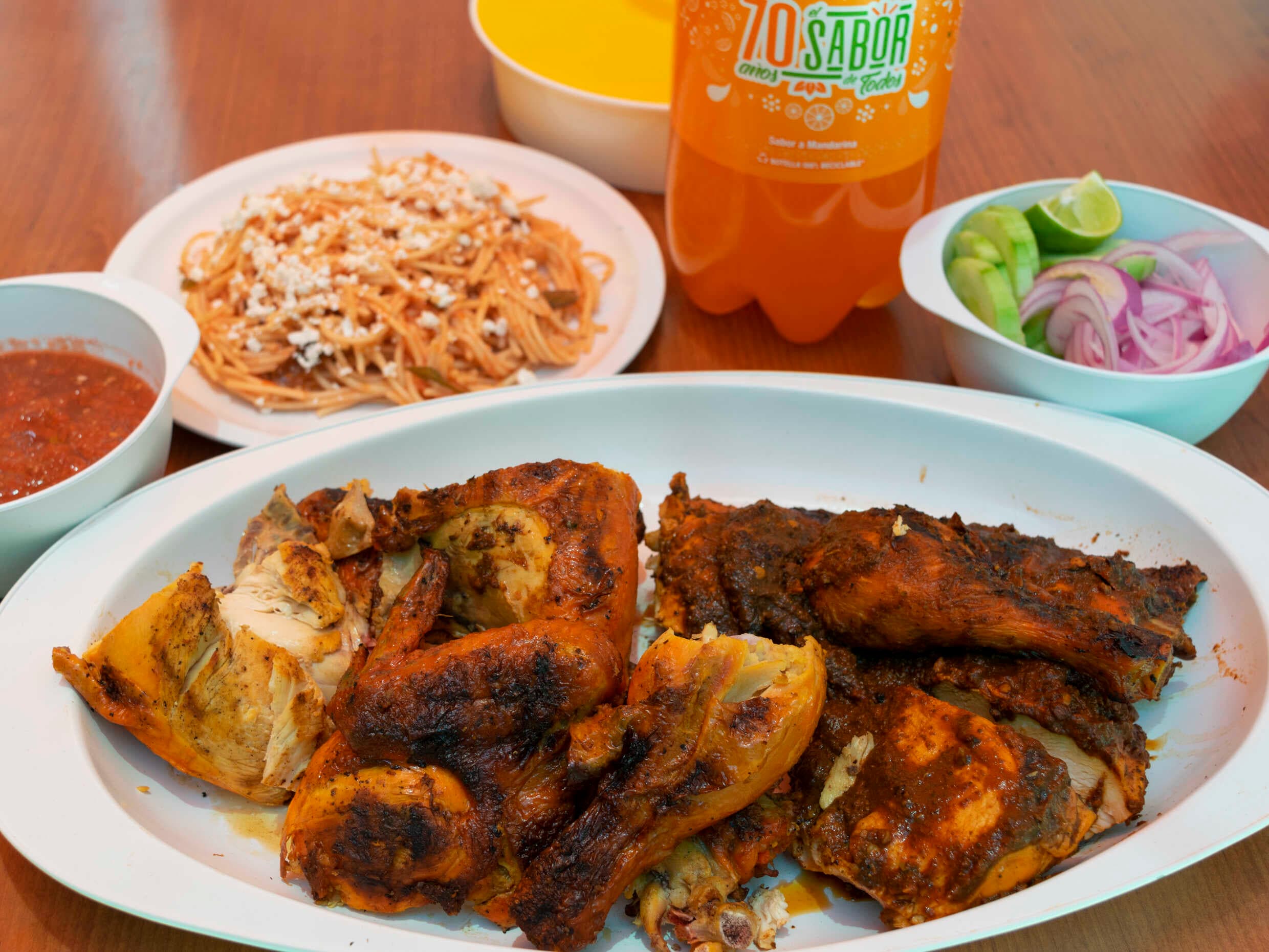 COMPRA 1 Pollo y 1 Sopa PRECIO ESPECIAL