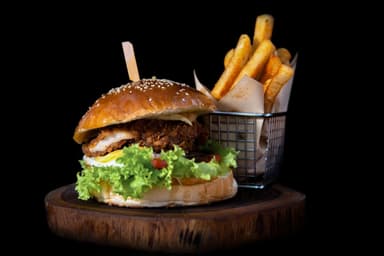Burger de pollo Julio Cesar