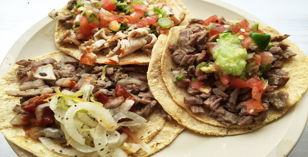 Tacos de Arrachera con Queso