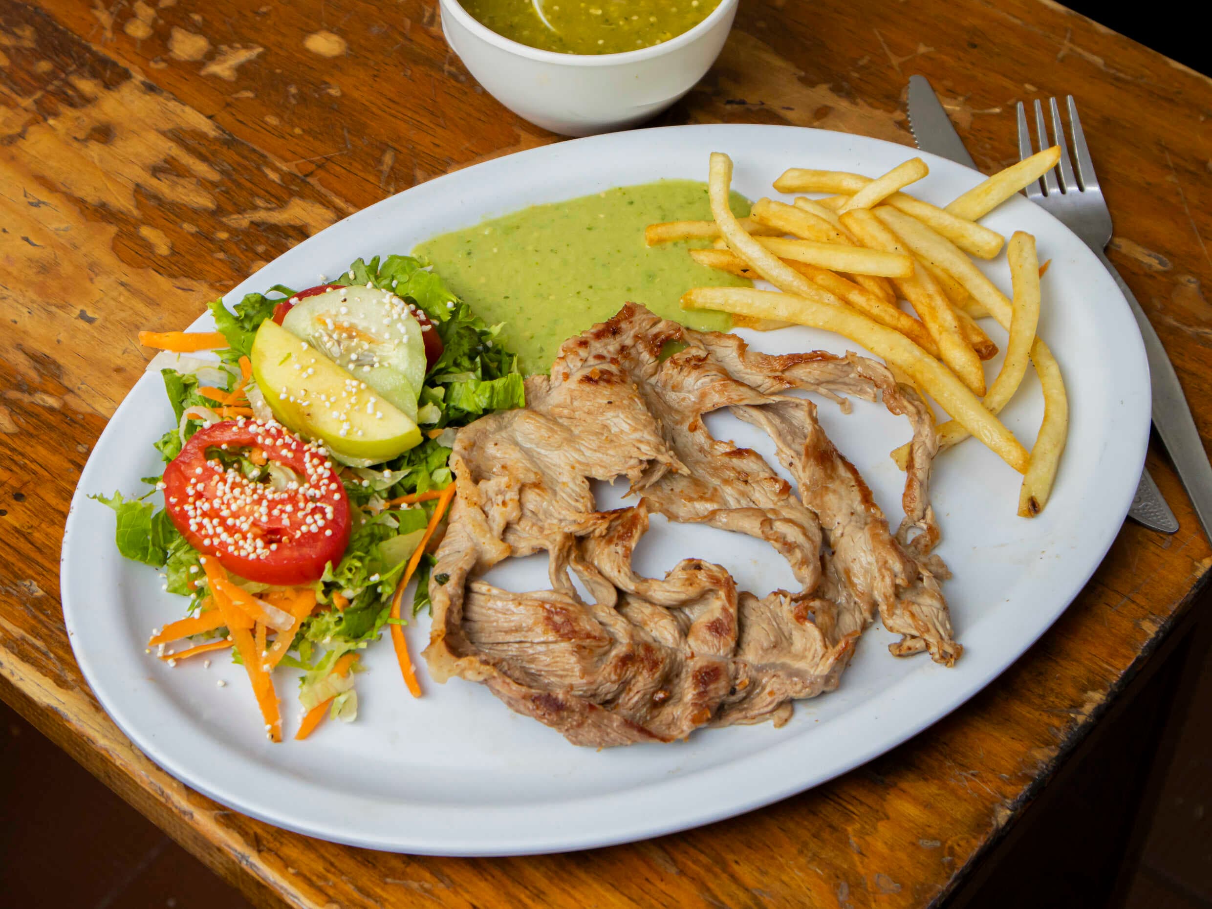 Ensalada Mixta con Bistec Asado