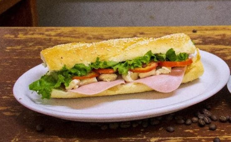 Panino de Pollo +Frappe Capuccino Grande