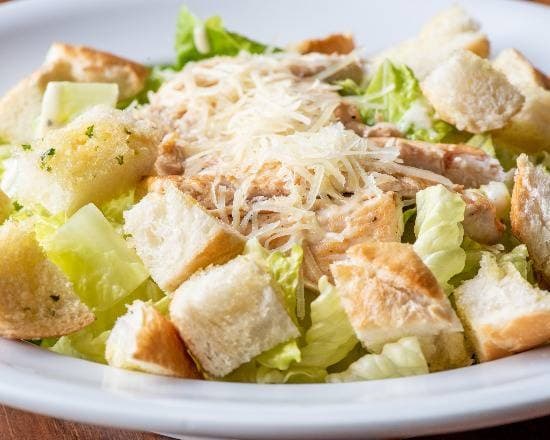 Ensalada Cesar con Pollo
