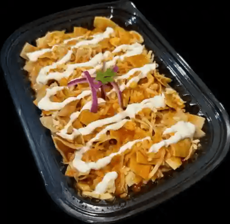 Chilaquiles Clásicos Rojos