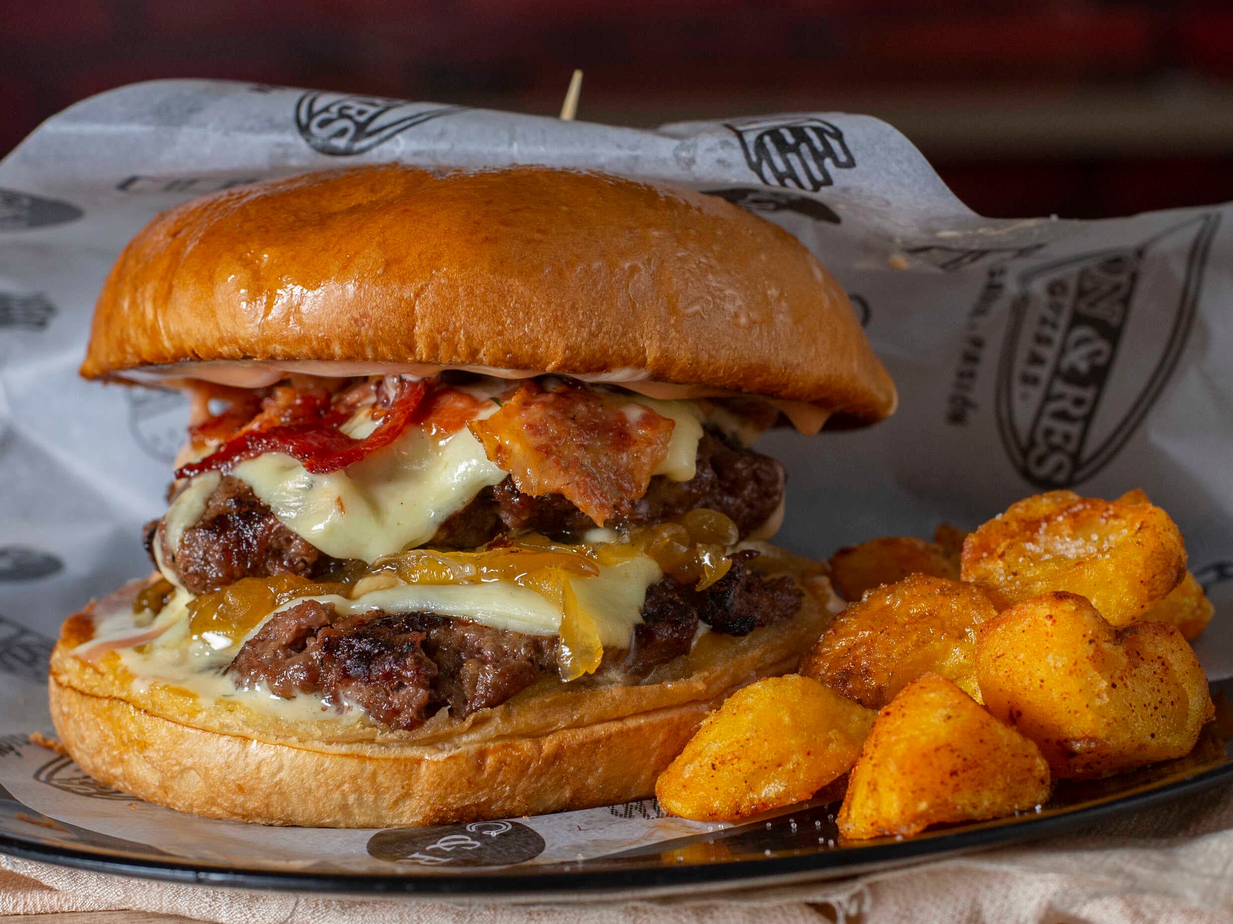 Combo Hamburguesa Doble carne + Papas