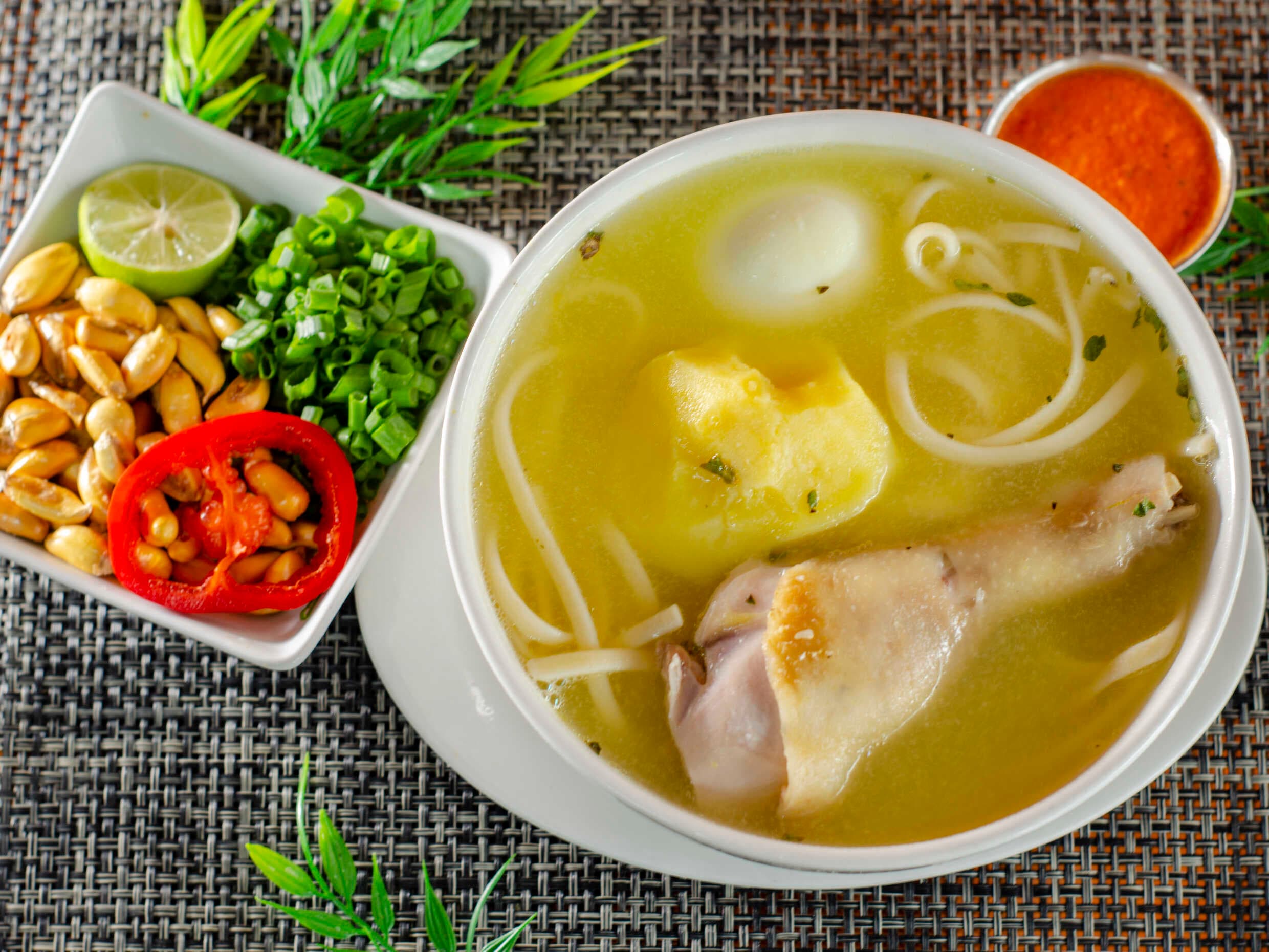 Caldo de Gallina