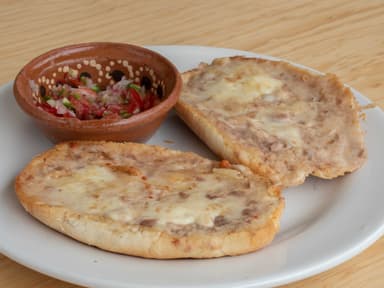 Molletes (2)