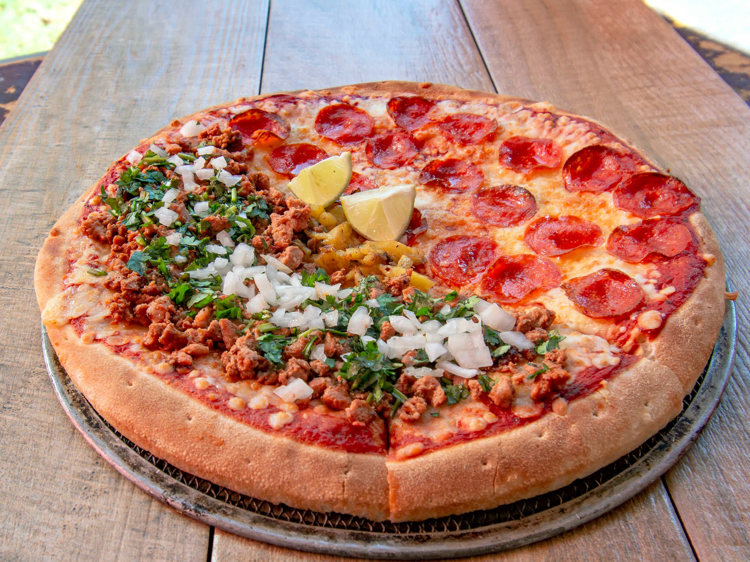 Pizza Pastor/Pepperoni