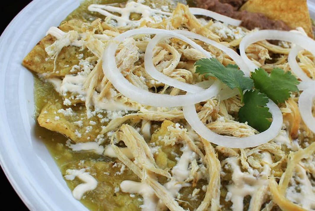 Chilaquiles con Pollo