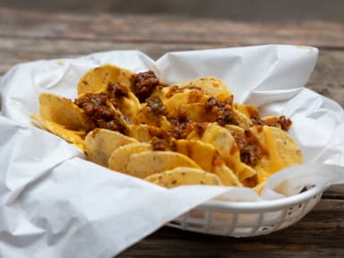 Nachos con Tocino