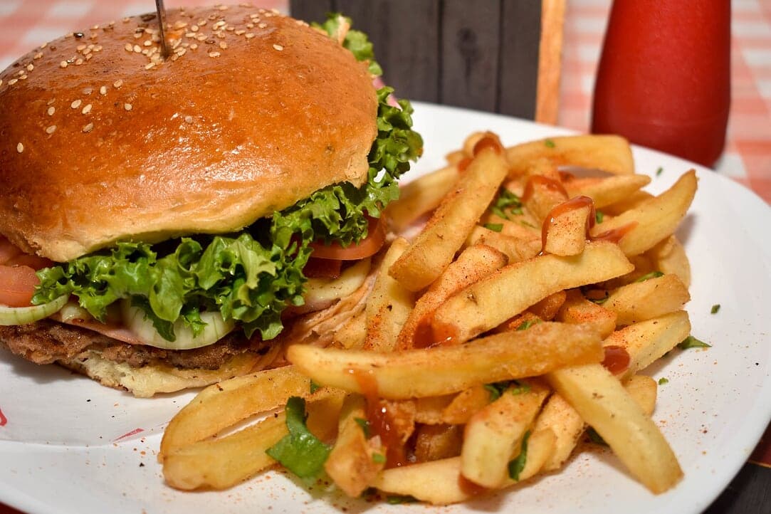 Hamburguesa con Papas