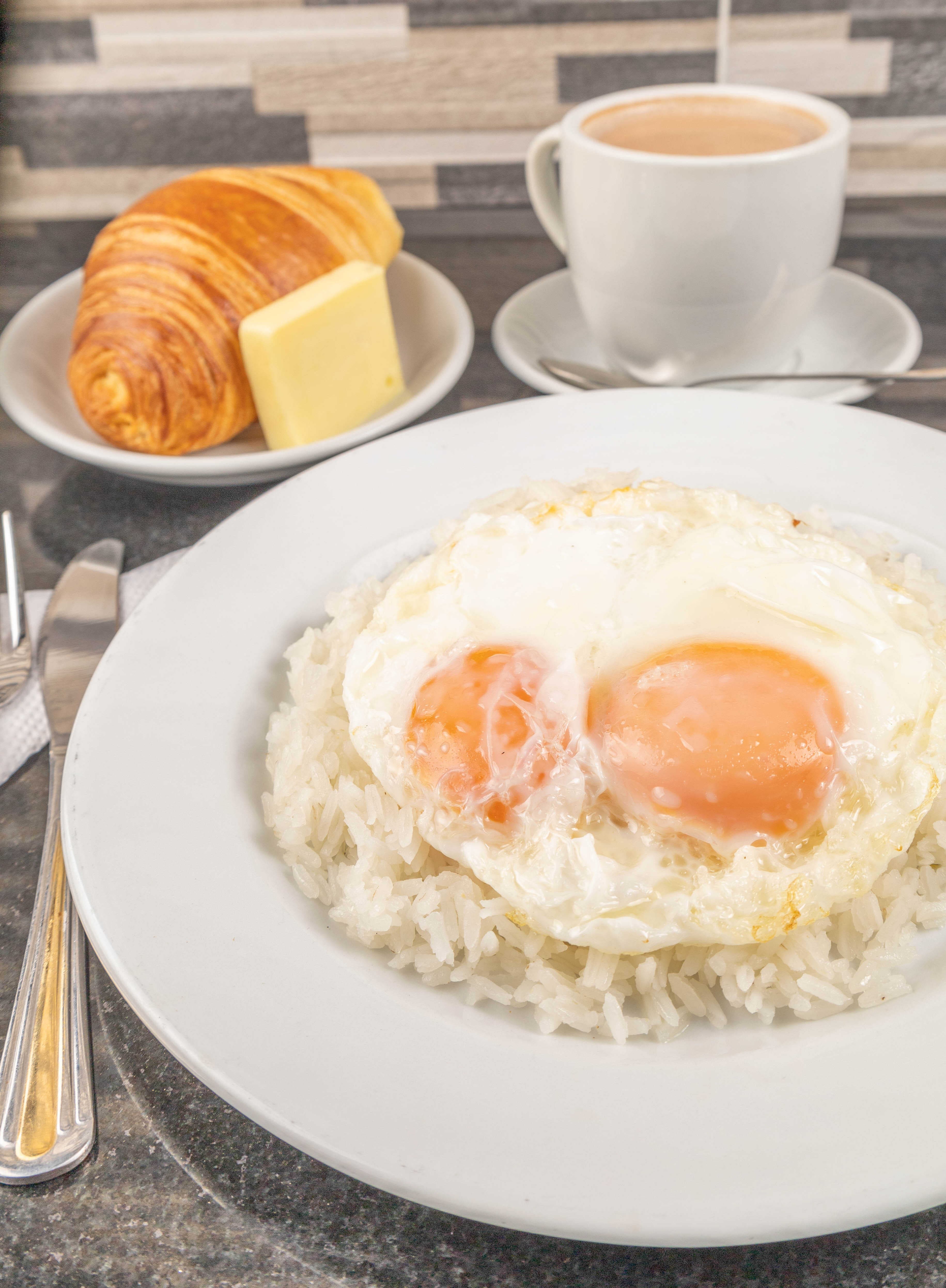 Combo de Huevos con Arroz