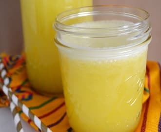 Agua de Piña 1/2 Litro