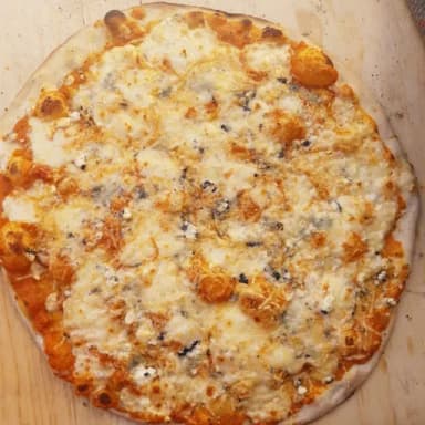 Pizza 4 Quesos