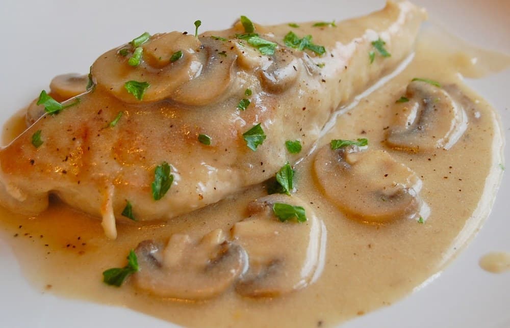 Pechuga en Crema de Champiñones