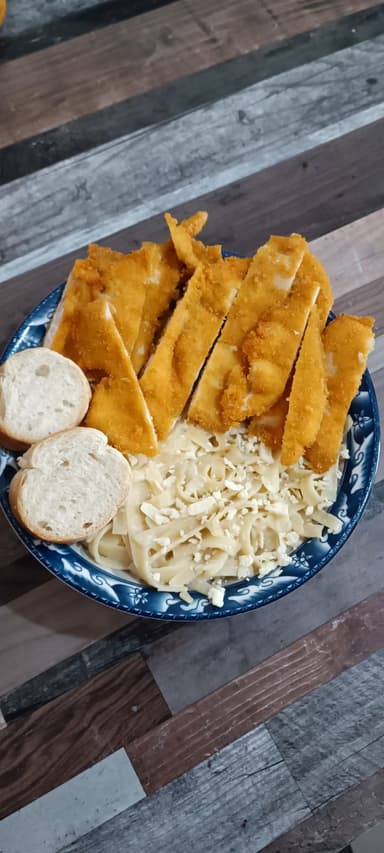 Fettuccine Alfredo