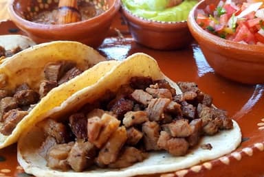 Taco Mixto con Queso