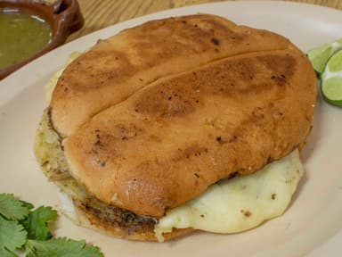 Guajolote de Queso Fundido