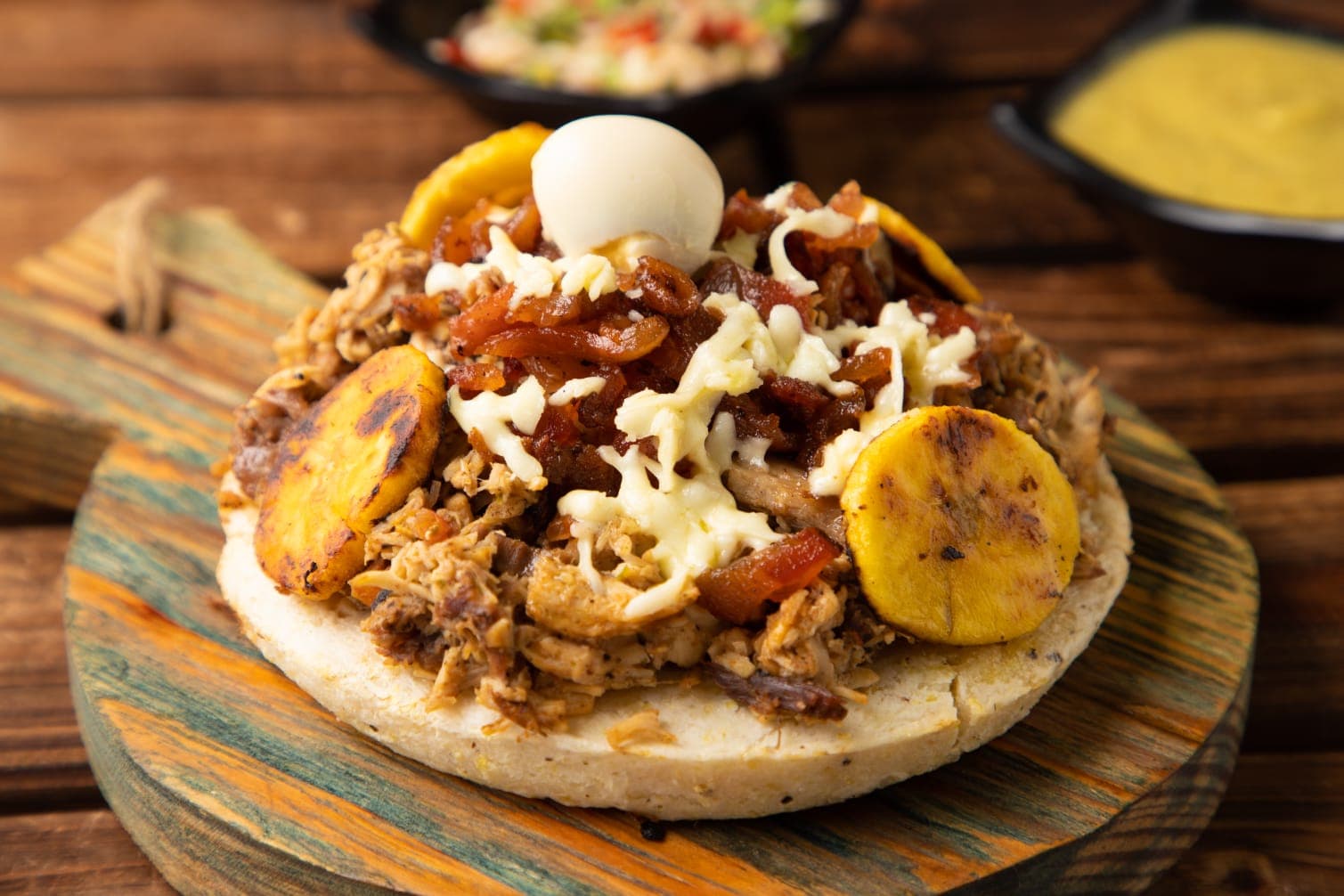 arepa mixta + gaseosa 250ml postobon