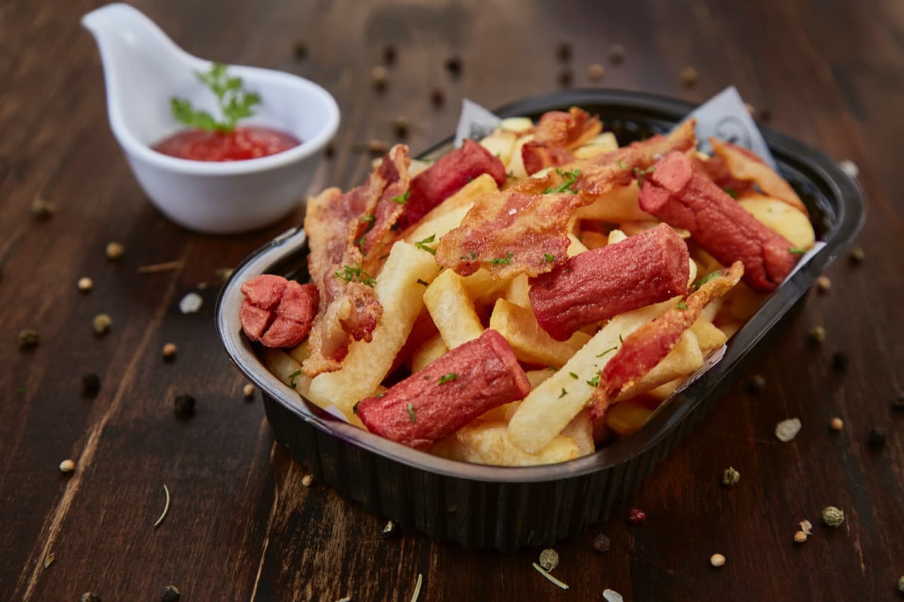 Papas con Salchicha