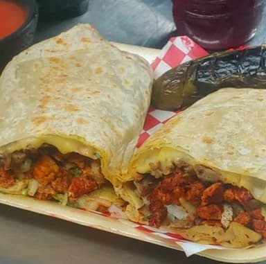 Burro de Adobada con Queso
