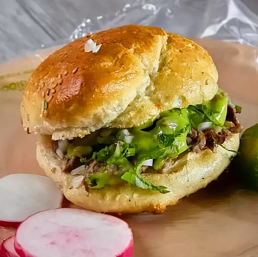 Cemita de Chorizo Argentino