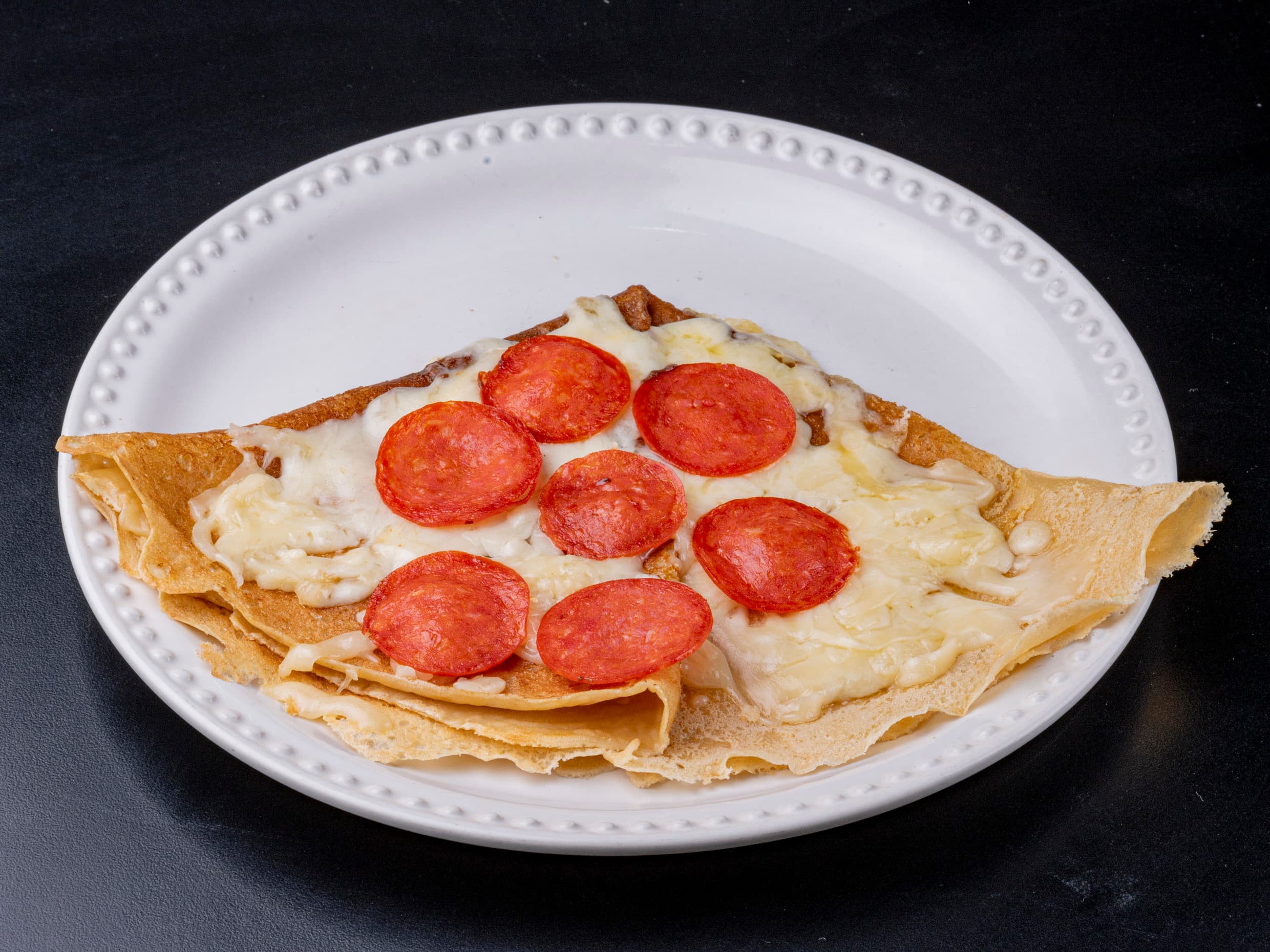 Crepa Pepperoni con Queso