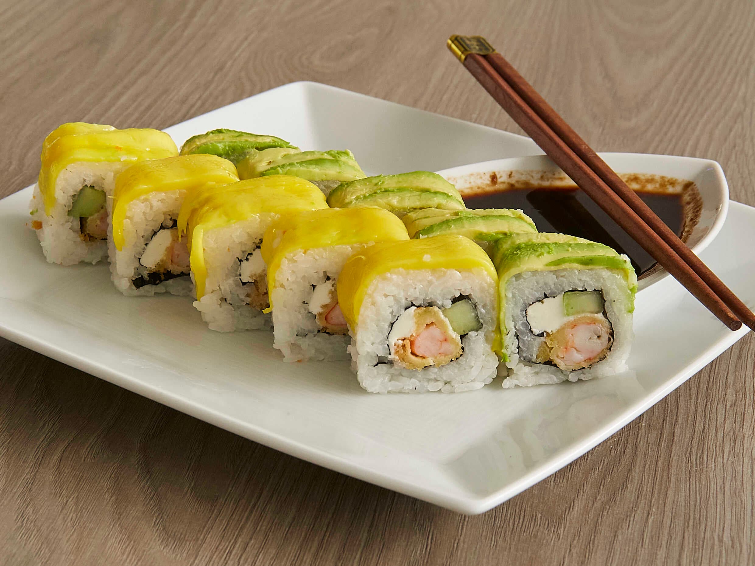 Rollo de Aguacate y Mango